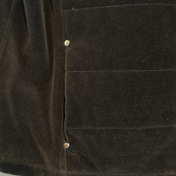 Black velvet vest by Liz Claiborne Woman - Picture 3 of 12